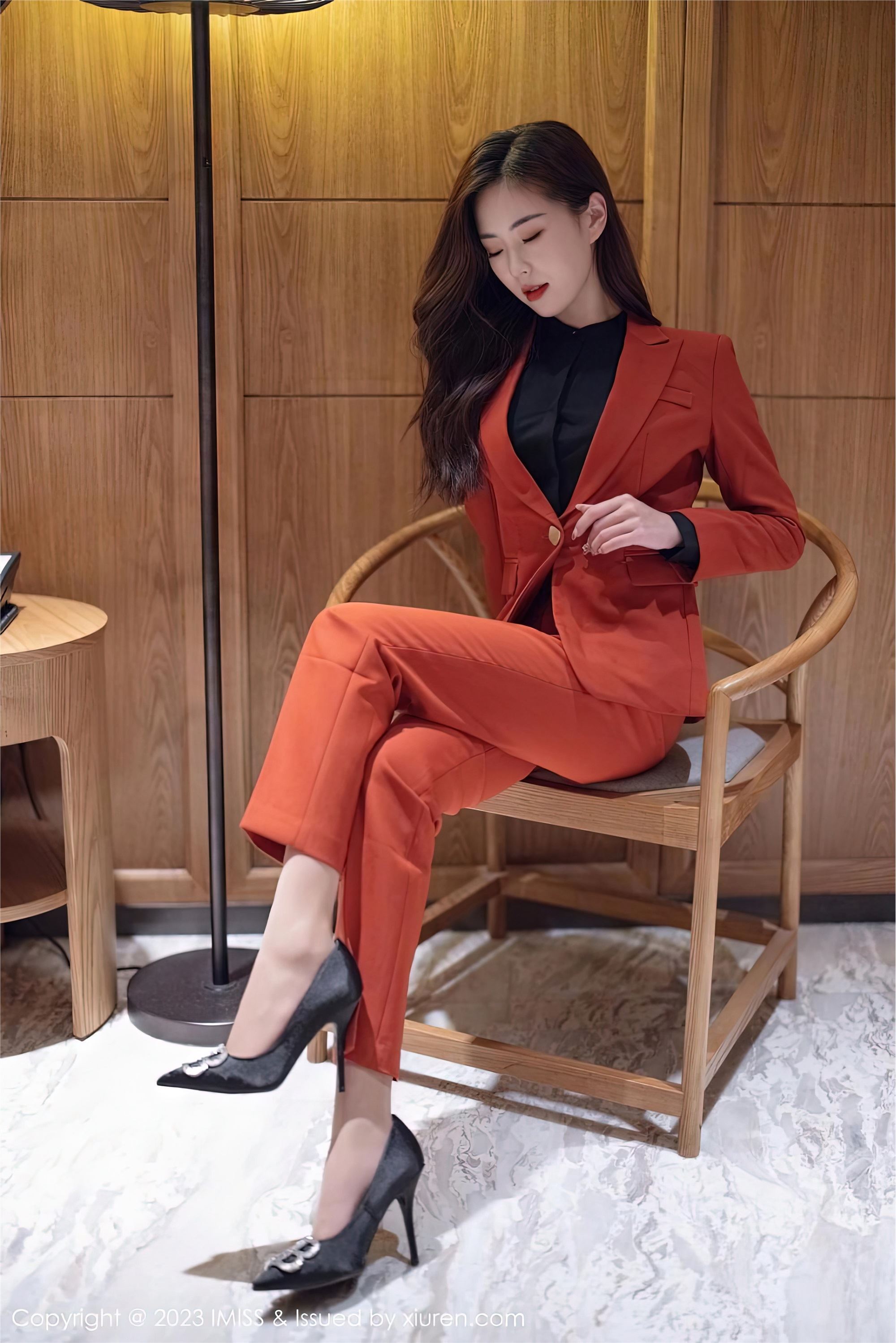 IMiss爱蜜社 2023.02.15 VOL.717 杨紫嫣candy